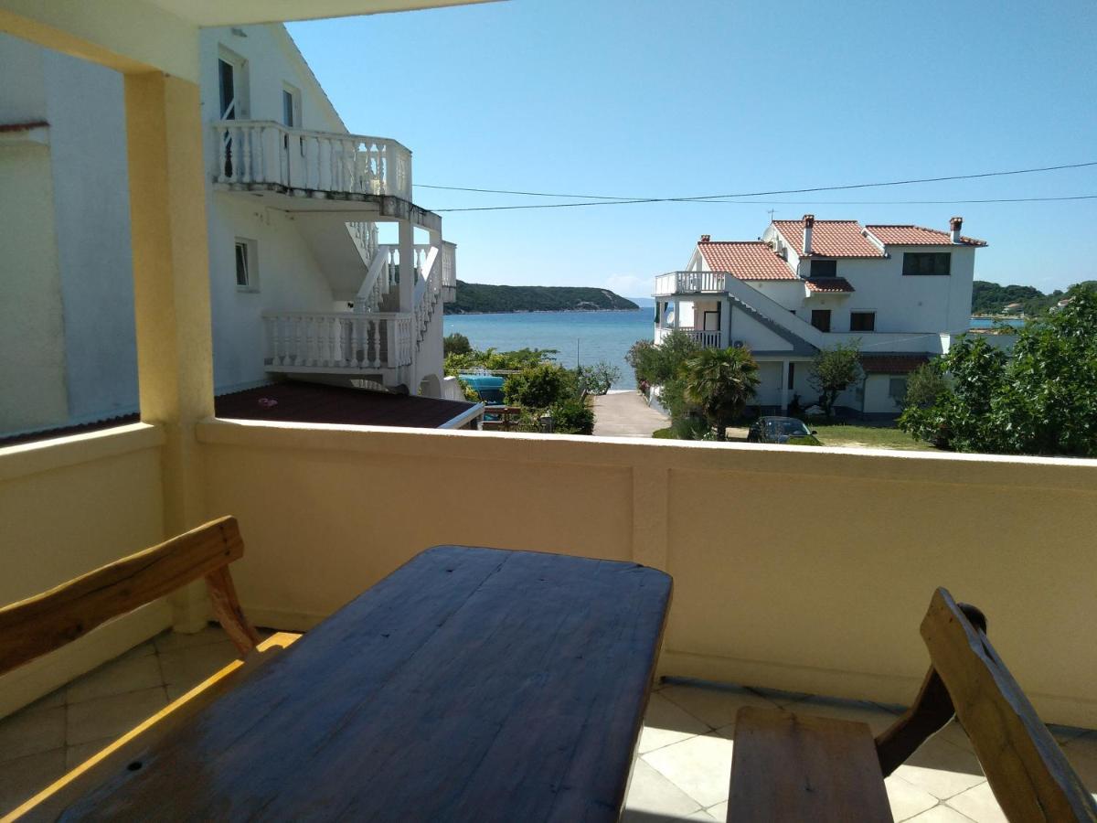Apartments Kampor Damira Раб Экстерьер фото