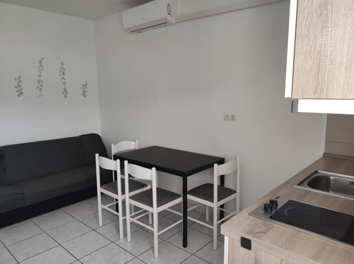 Apartments Kampor Damira Раб Экстерьер фото